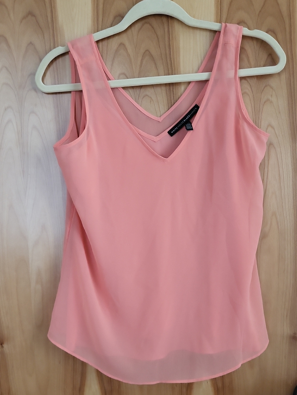 White House Black Market Coral Sleeveless V-Neck Camisole